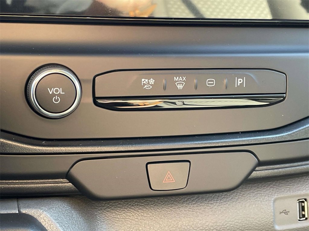 New 2026 Ford Transit 150 Low Roof image 23