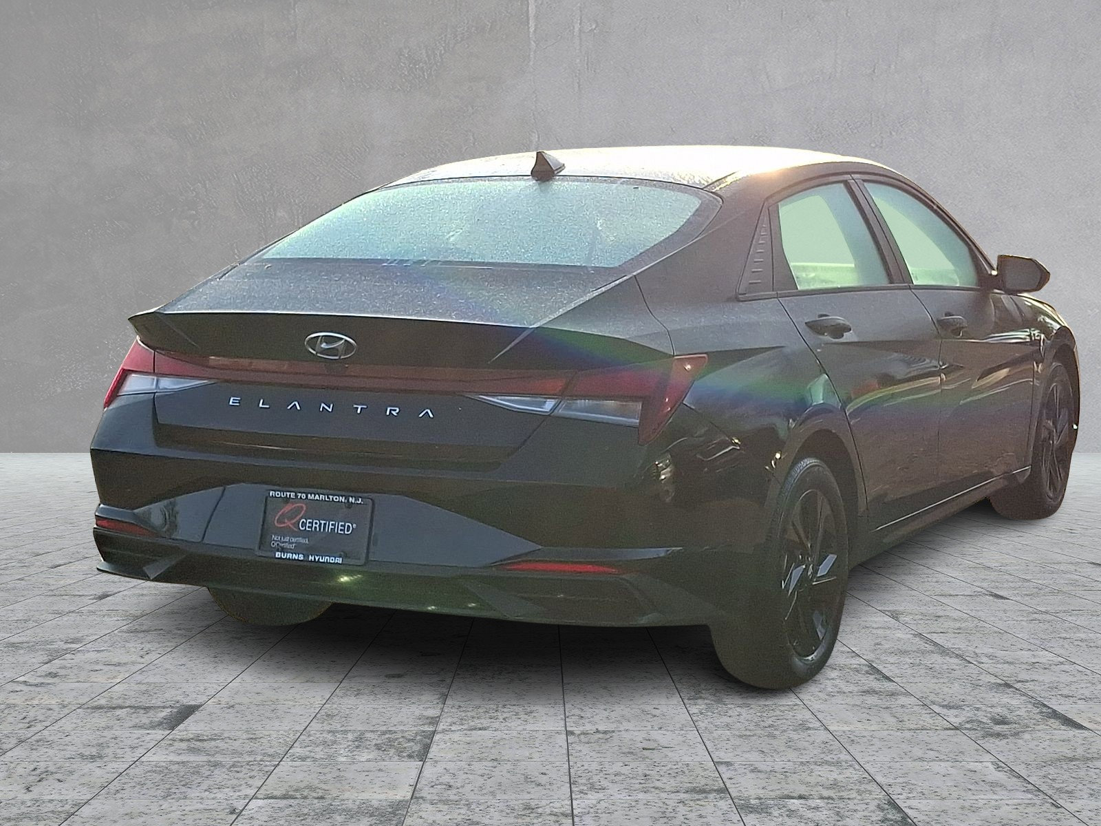 Used 2023 Hyundai Elantra SEL FWD image 4