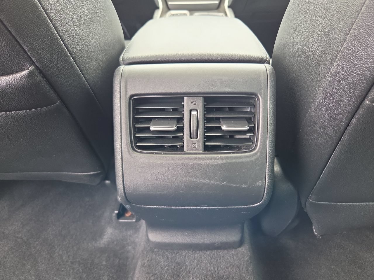 Used 2020 Honda Accord Touring image 13