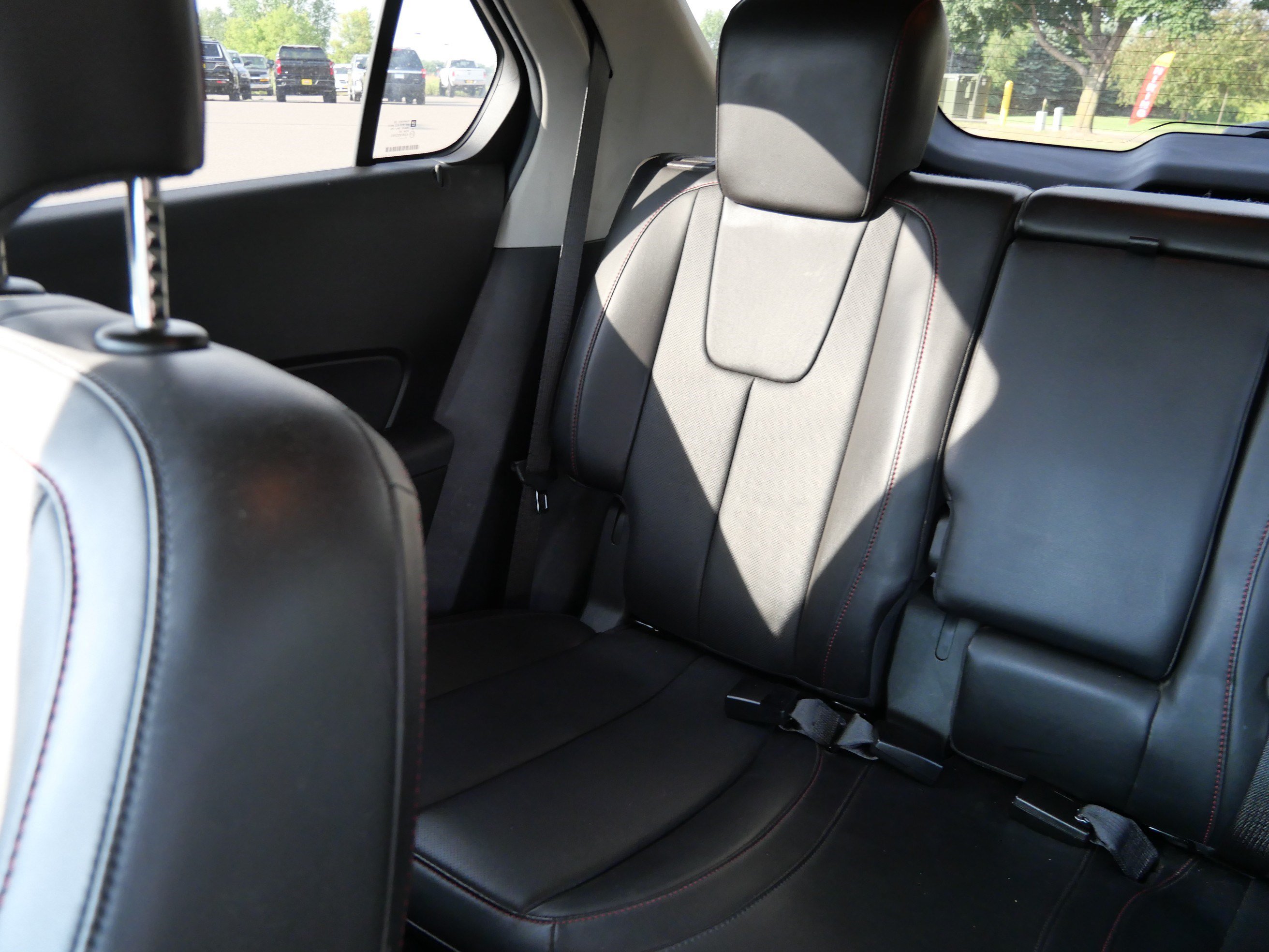 Used 2011 Chevrolet Equinox LT AWD/4WD image 12