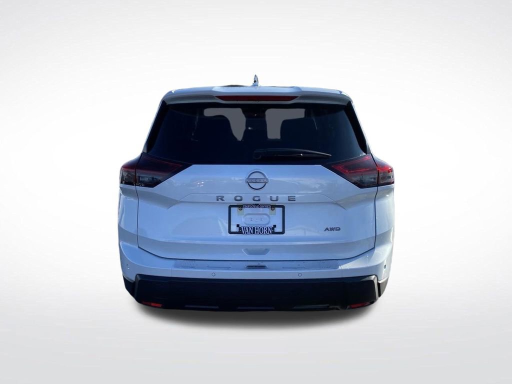 New 2026 Nissan Rogue SV image 13