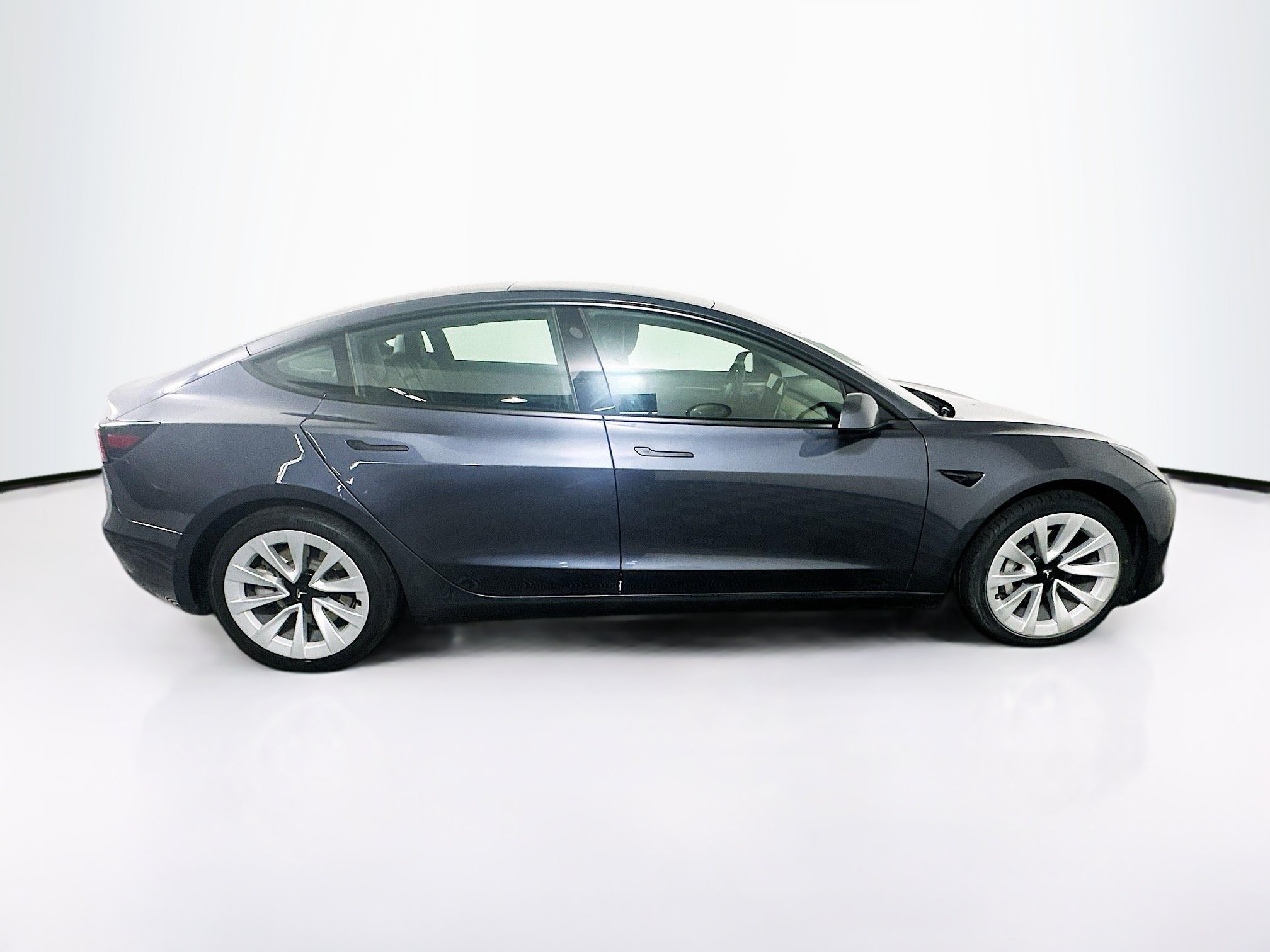 Used 2021 Tesla Model 3 Standard Range Plus RWD image 10