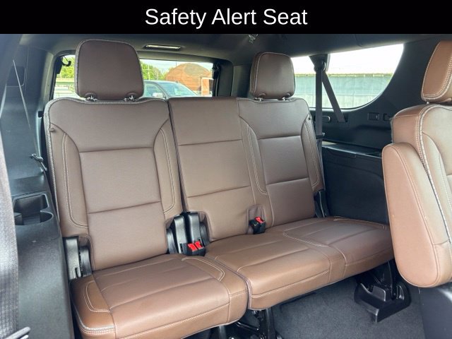 Certified 2022 Chevrolet Suburban High Country w/ Max Trailering Package AWD/4WD image 28