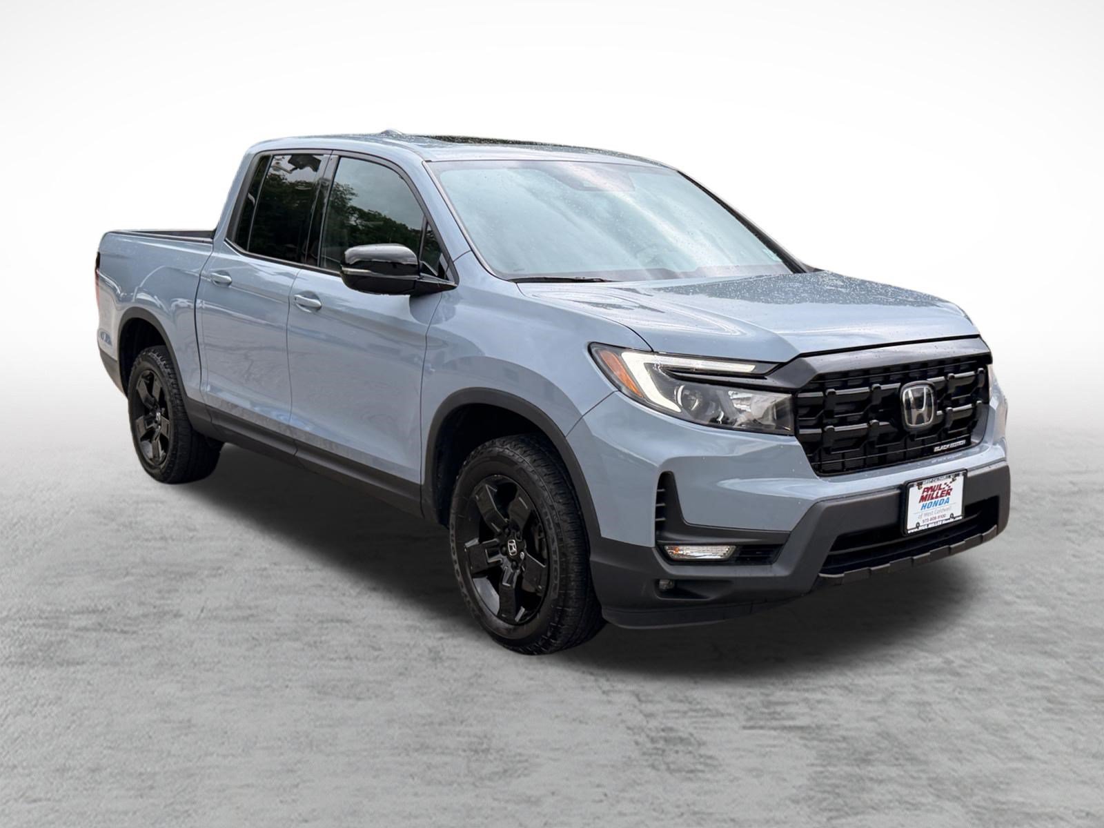 Used 2025 Honda Ridgeline Black Edition image 3
