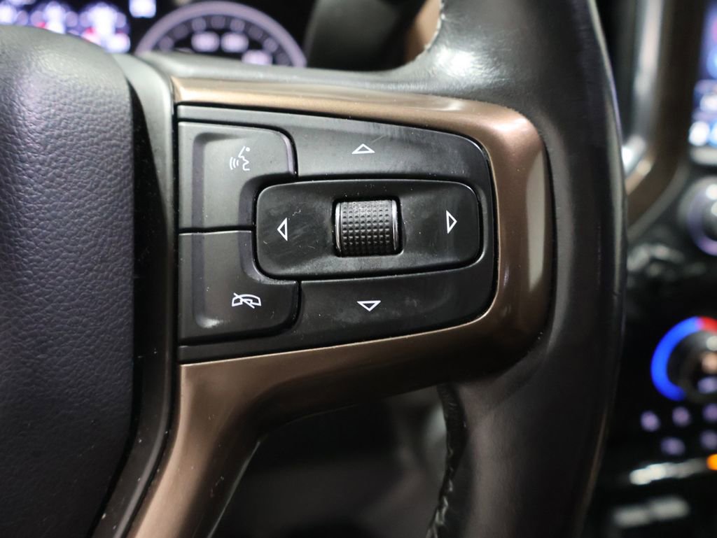 Used 2019 Chevrolet Silverado 1500 High Country image 39