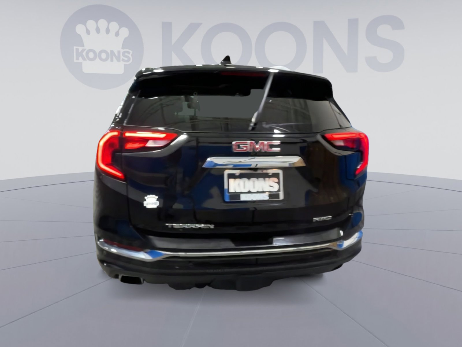 Used 2018 GMC Terrain Denali w/ Advanced Safety Package AWD/4WD image 10