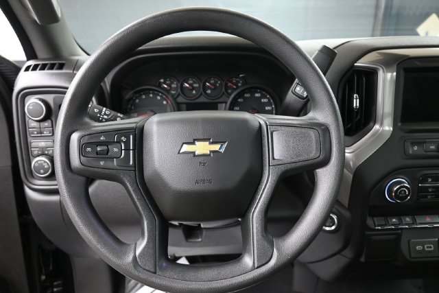 Used 2025 Chevrolet Silverado 1500 W/T w/ Trailering Package AWD/4WD image 19