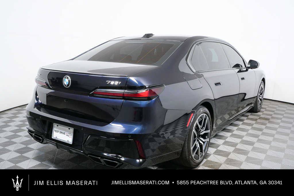 Used 2023 BMW 760i xDrive AWD/4WD image 28