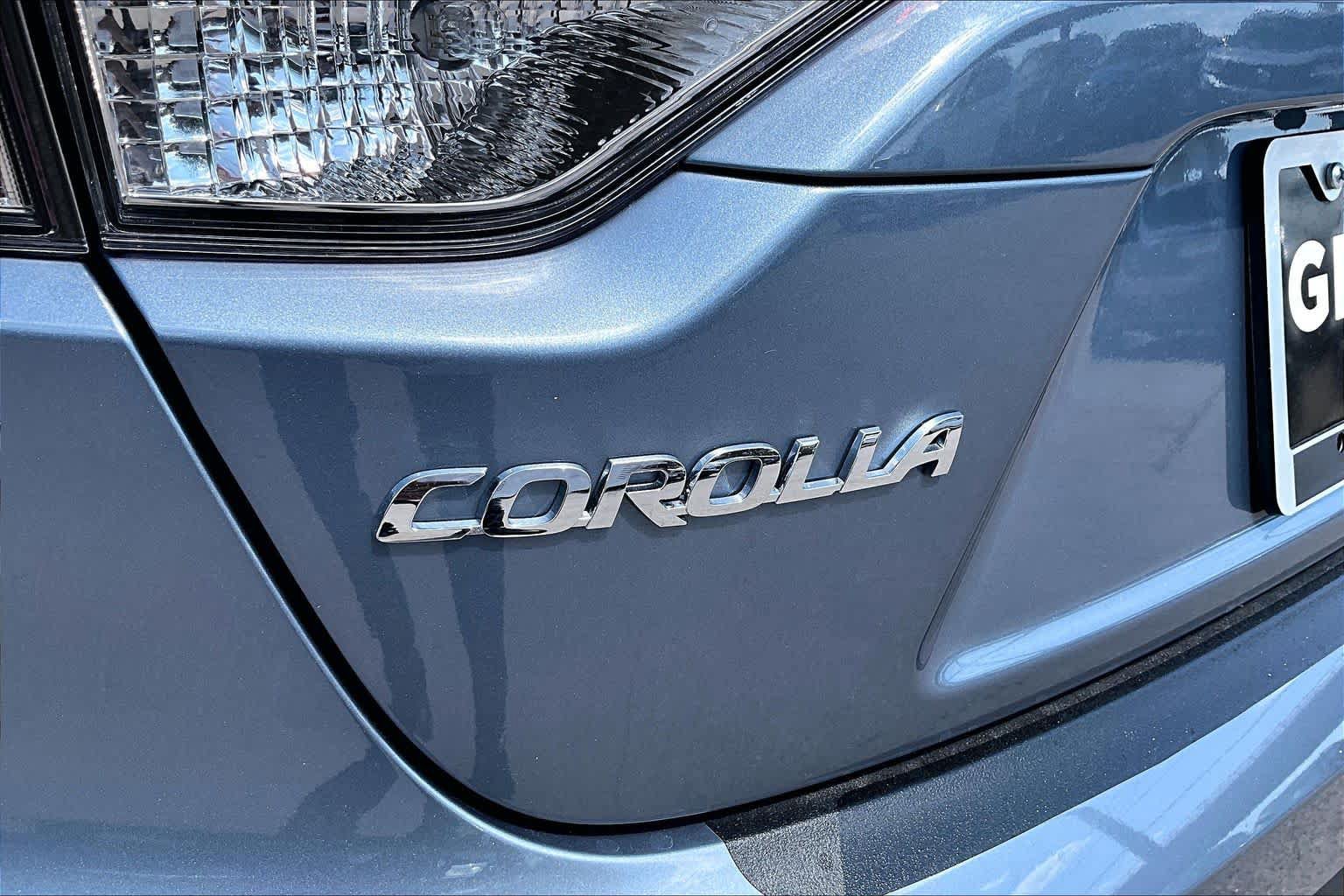 Used 2026 Toyota Corolla LE FWD image 30