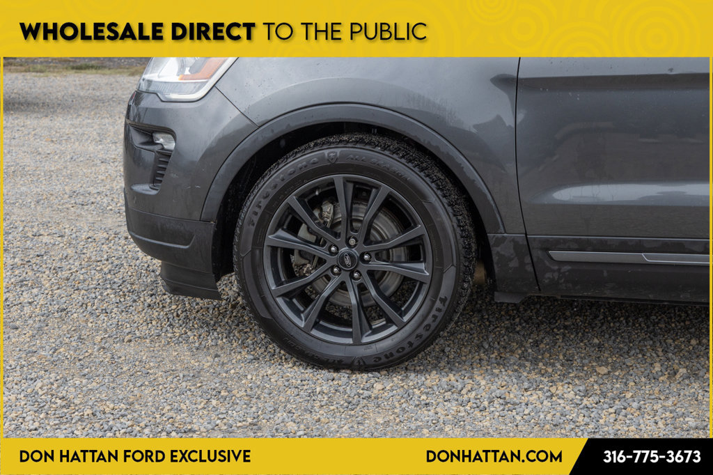 Used 2018 Ford Explorer XLT w/ Equipment Group 202A AWD/4WD image 31