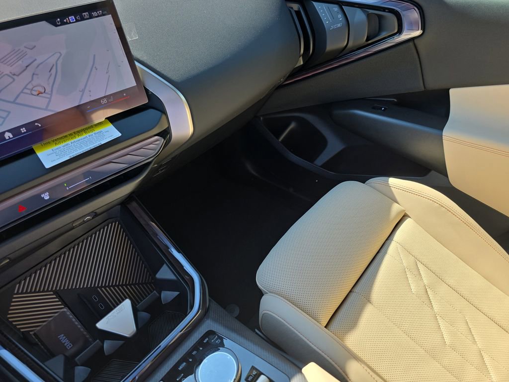 Used 2025 BMW X3 xDrive30i w/ Premium Package image 18