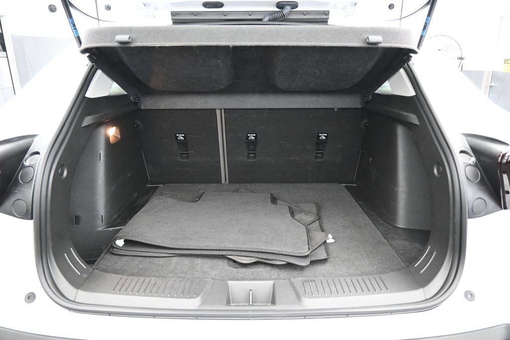 Used 2025 Chevrolet Trax ACTIV FWD image 34