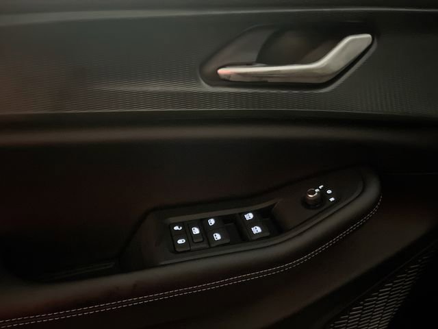 New 2025 Jeep Grand Cherokee L Altitude image 13