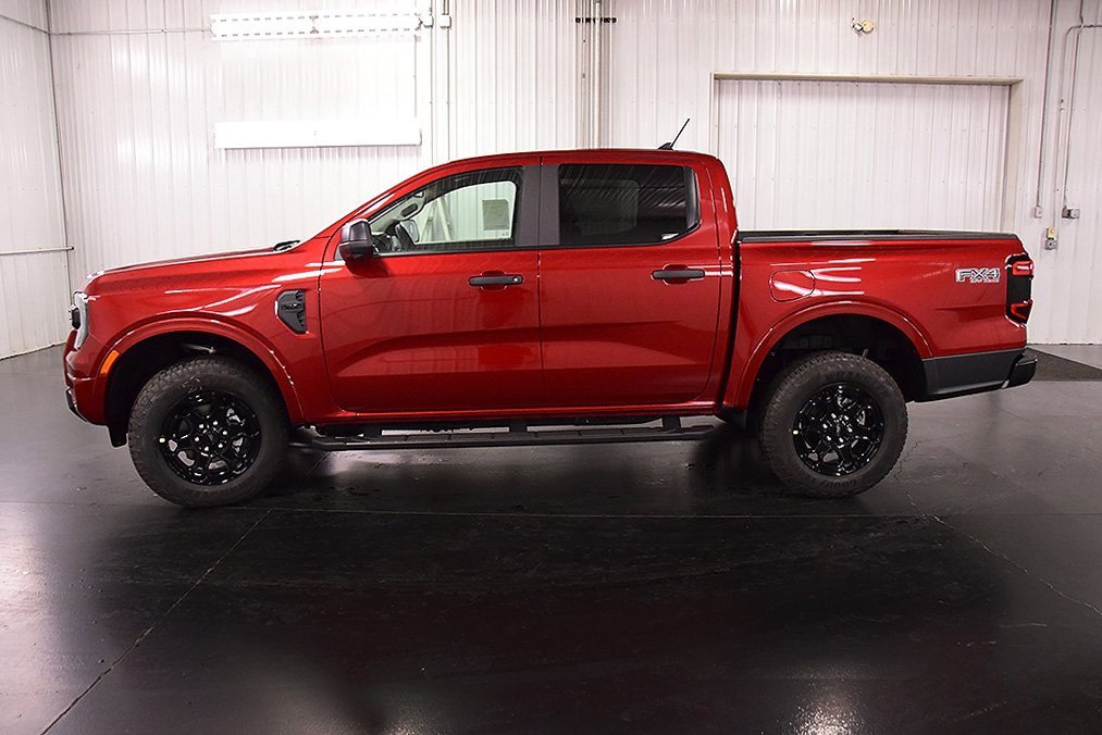 New 2025 Ford Ranger XLT w/ FX4 Off-Road Package image 4