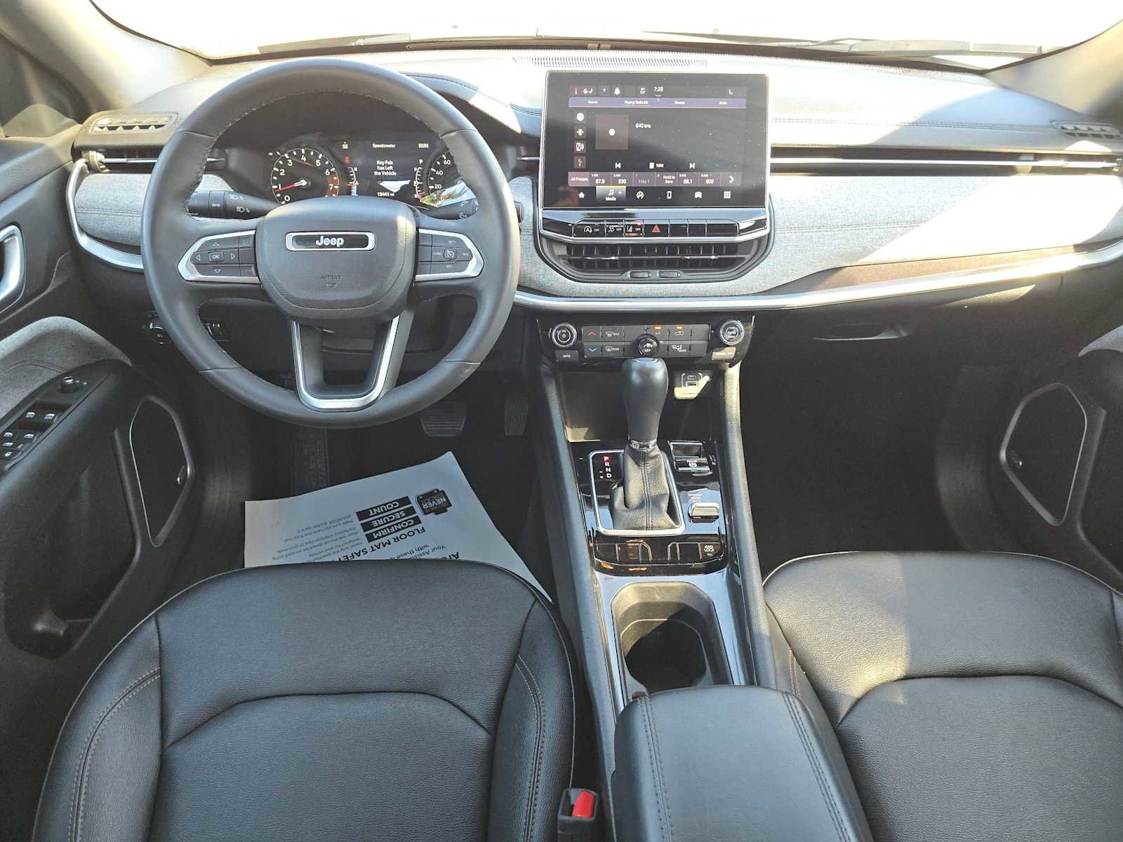 Used 2023 Jeep Compass Latitude w/ Sun and Sound Group image 20