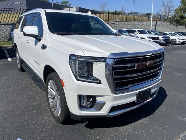 Used 2022 GMC Yukon XL SLT w/ SLT Premium Package