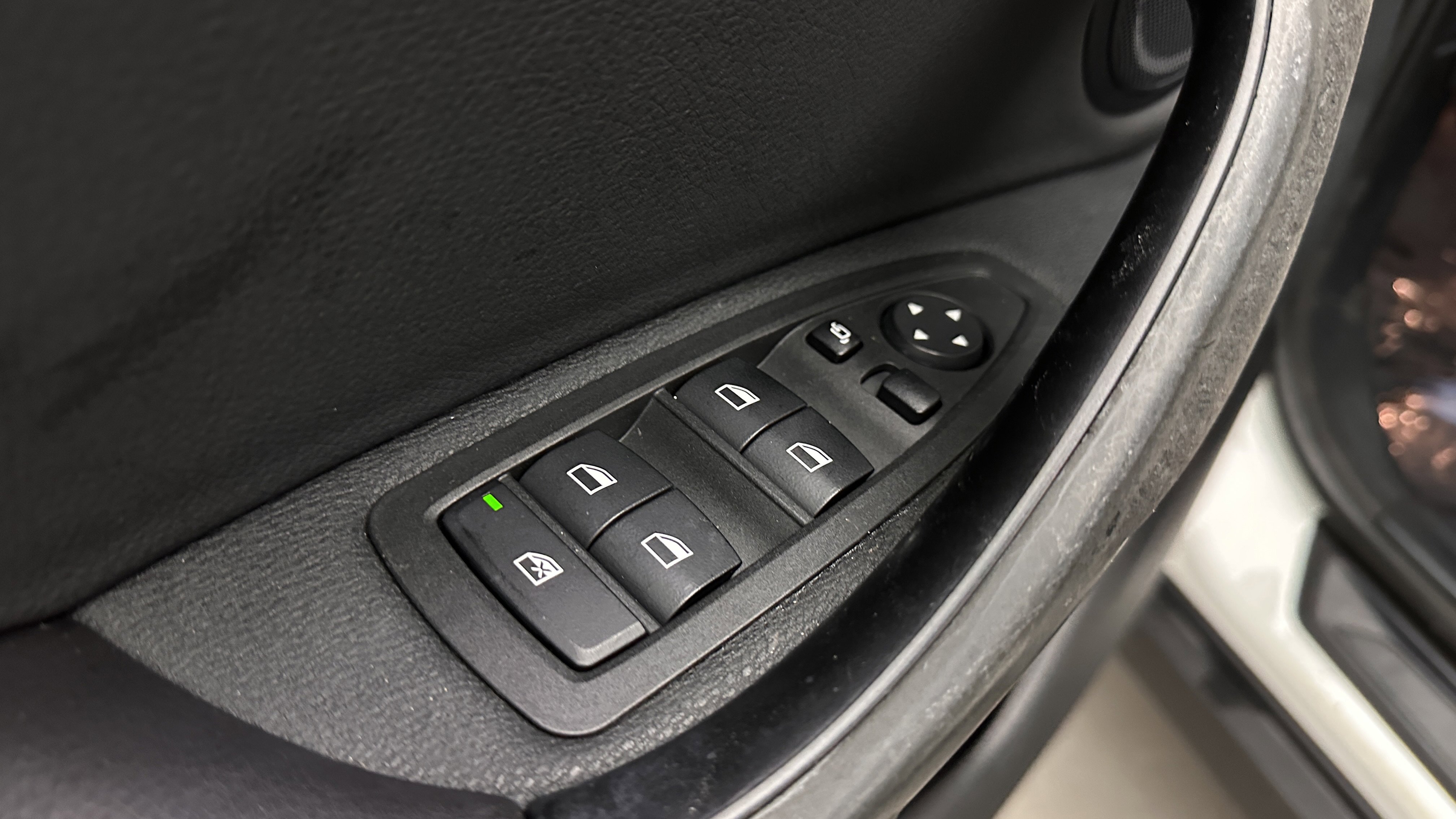 Used 2021 BMW X2 sDrive28i w/ Convenience Package image 14