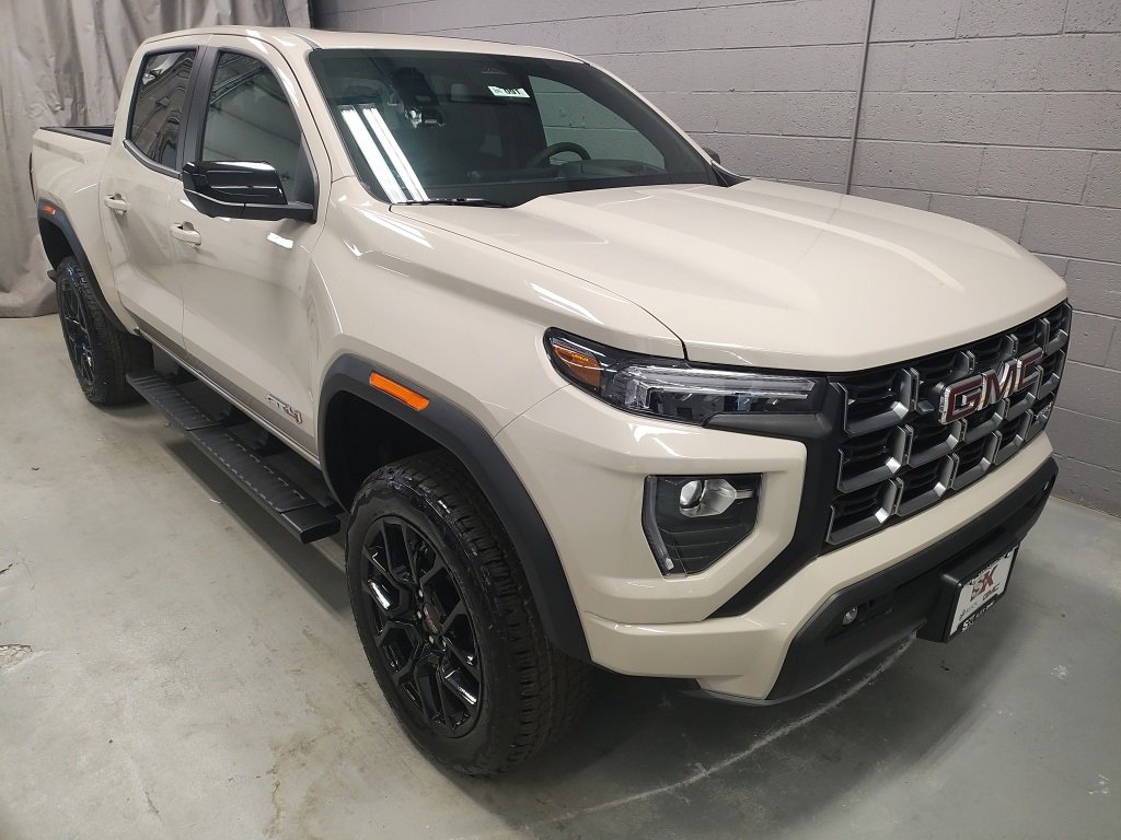 New 2026 GMC Canyon AT4 w/ Technology Plus Package image 5