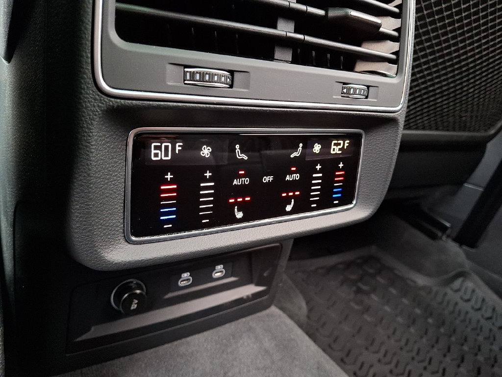 Certified 2023 Audi SQ8 Prestige AWD/4WD image 11