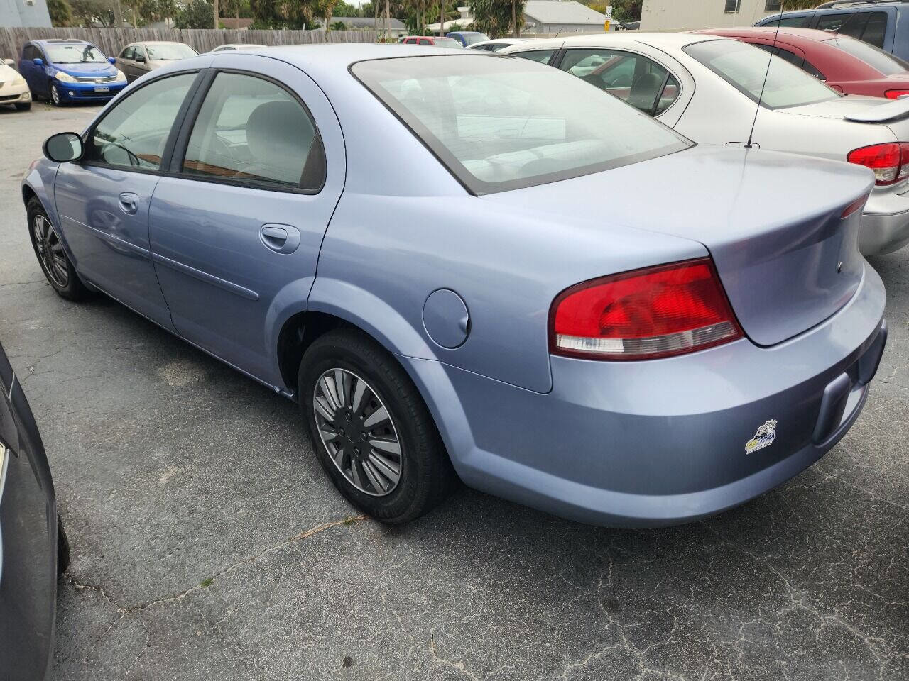 Used 2002 Chrysler Sebring LX image 2