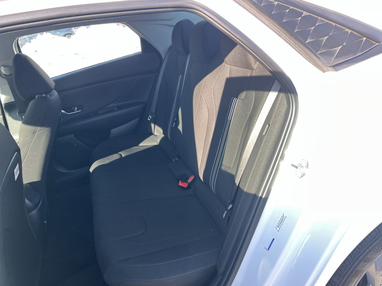 Used 2024 Hyundai Elantra SEL image 23