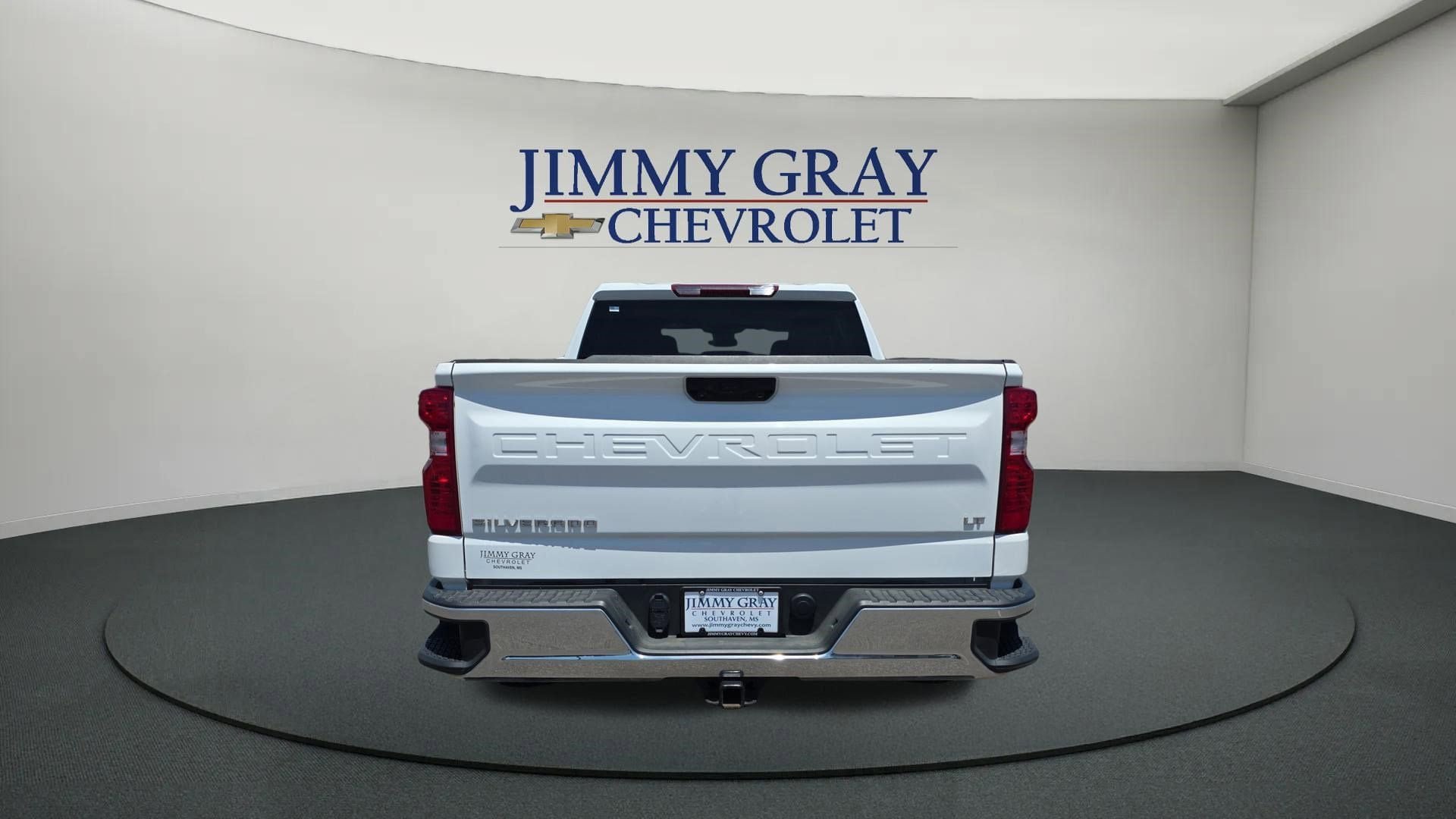 Used 2025 Chevrolet Silverado 1500 LT AWD/4WD image 4