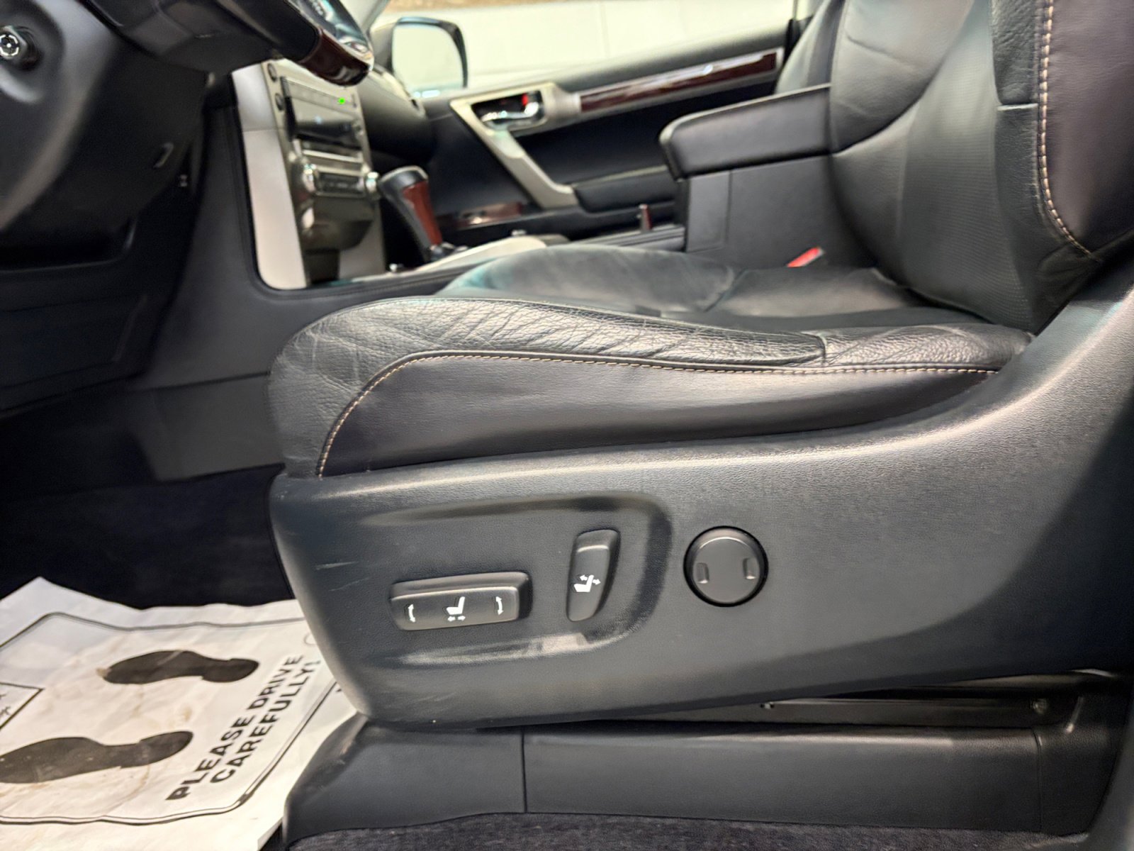 Used 2018 Lexus GX 460 Premium w/ Premium Package AWD/4WD image 14