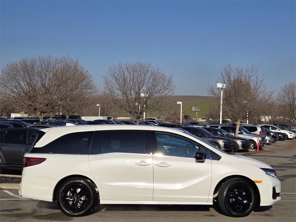 New 2026 Honda Odyssey Sport-L image 3