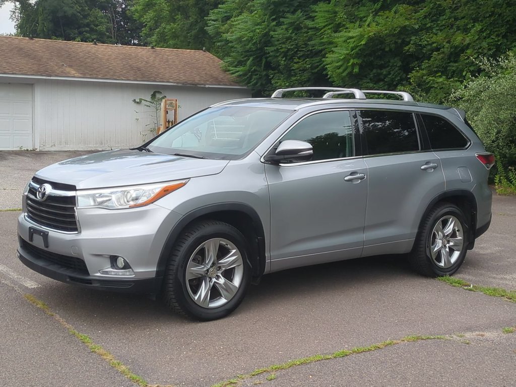 Used 2014 Toyota Highlander Limited AWD/4WD image 2