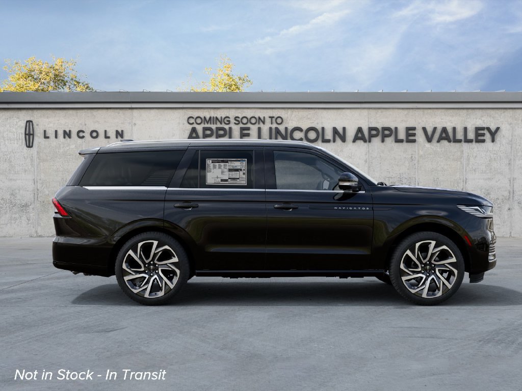 New 2027 Lincoln Navigator Black Label AWD/4WD image 5