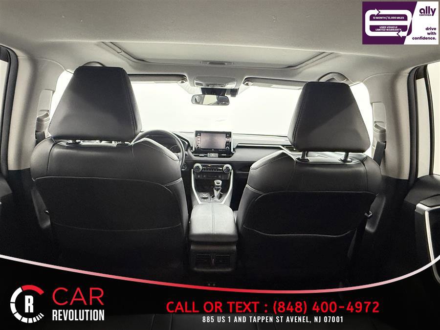 Used 2021 Toyota RAV4 XLE Premium AWD/4WD image 10