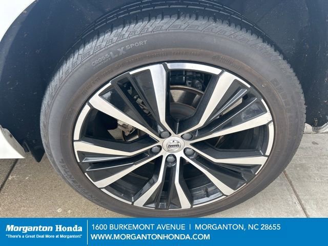 Used 2024 Volvo XC60 B5 Plus image 12