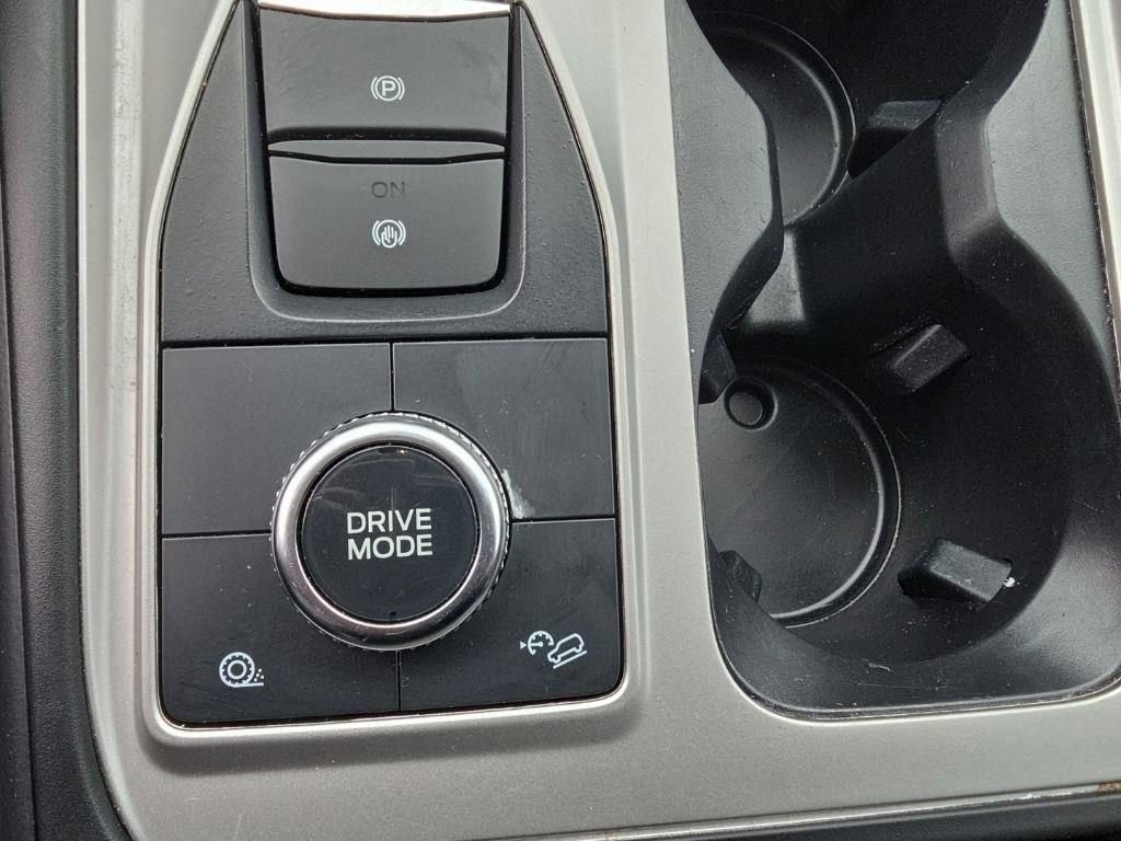 Used 2022 Ford Explorer XLT AWD/4WD image 29