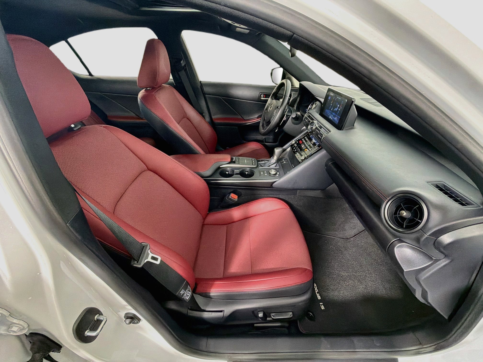 Used 2025 Lexus IS 350 F Sport w/ Accessory Package 2 RWD image 32