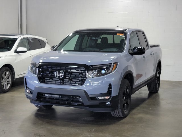New 2026 Honda Ridgeline Black Edition image 2