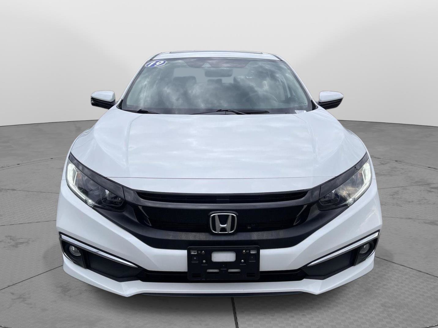 Used 2019 Honda Civic EX image 17