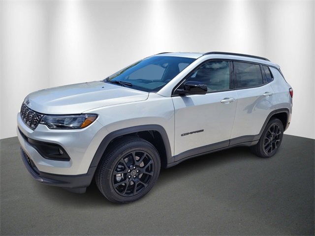 New 2025 Jeep Compass Latitude w/ Altitude Special Edition image 2