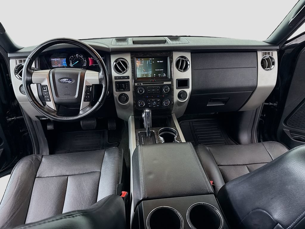 Used 2016 Ford Expedition Limited w/ Equipment Group 301A AWD/4WD image 24