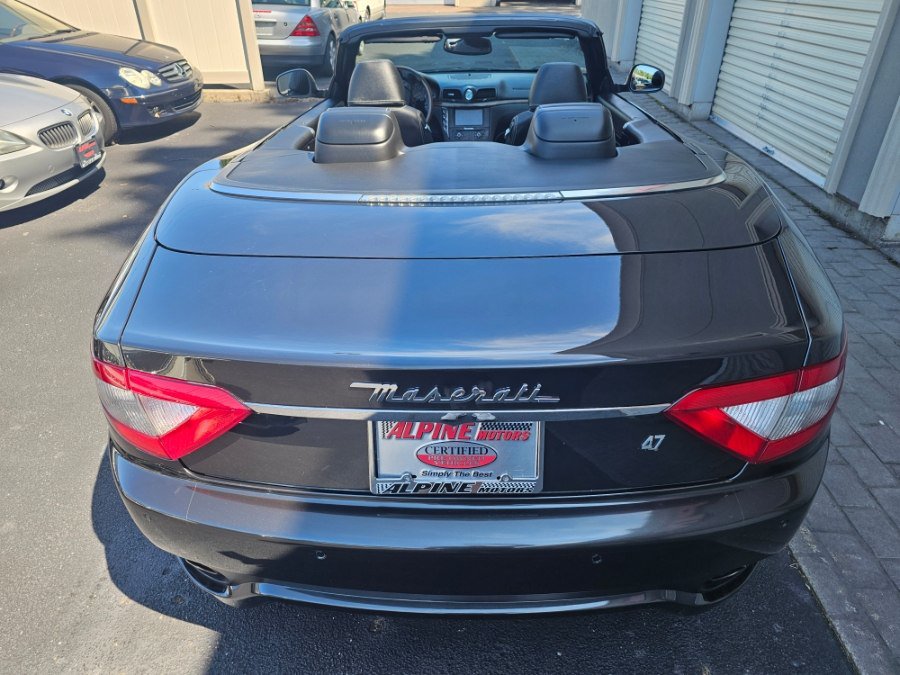 Used 2011 Maserati GranTurismo Convertible RWD image 21