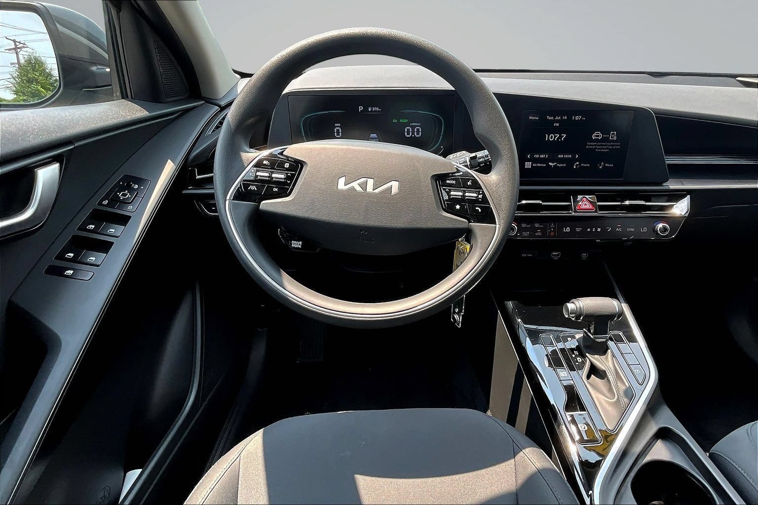 Used 2026 Kia Niro LX FWD image 7