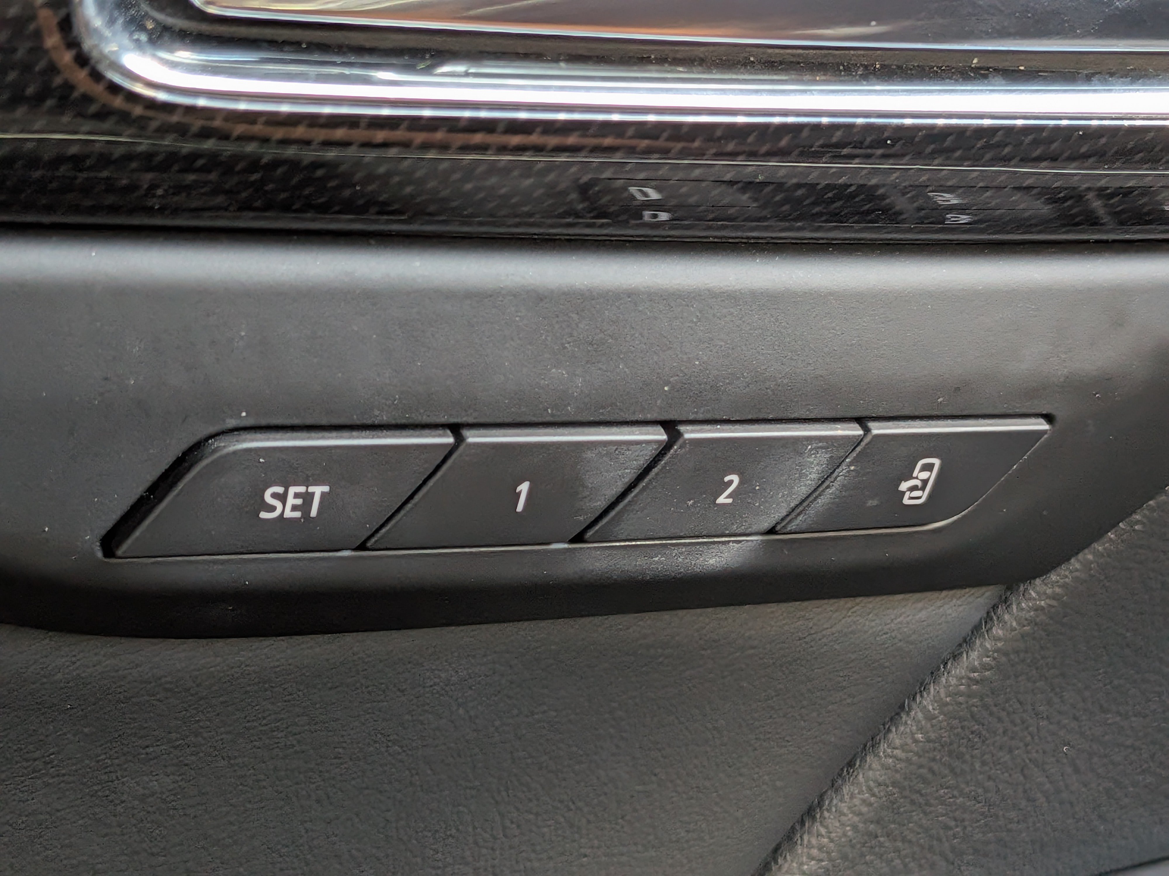 Certified 2023 Buick Envision Essence FWD image 23