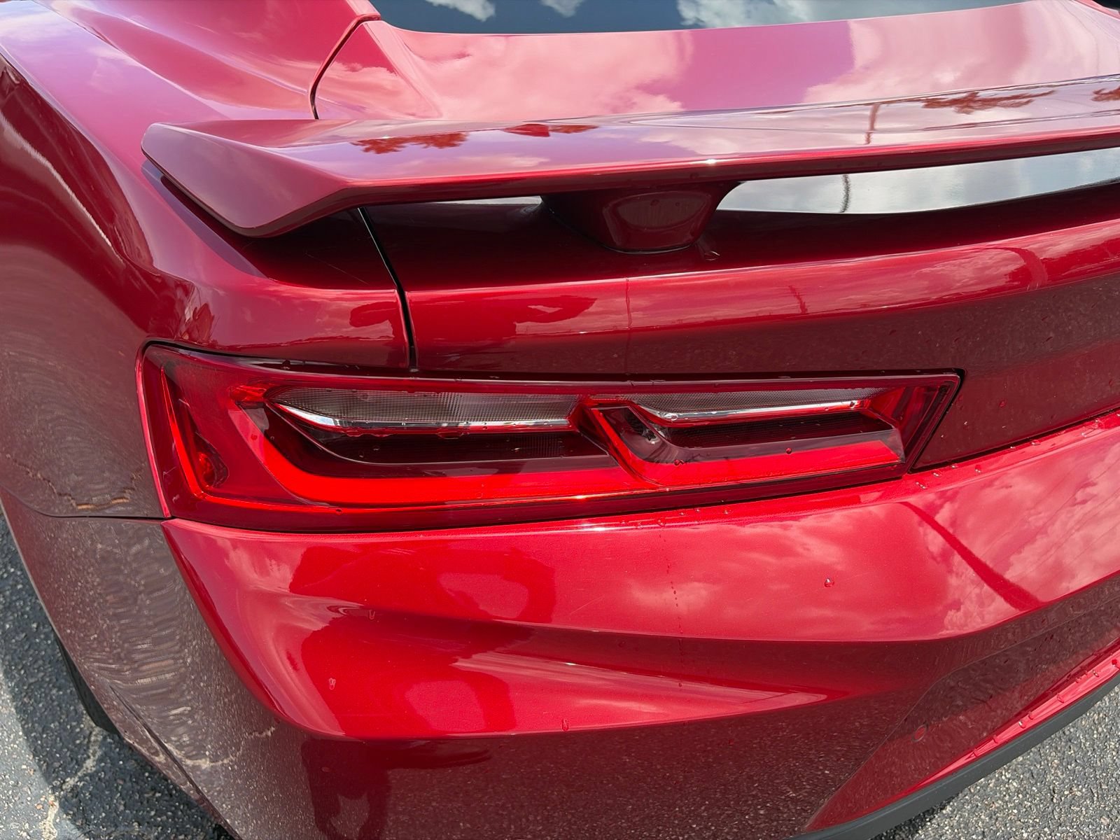 Used 2018 Chevrolet Camaro SS RWD image 17