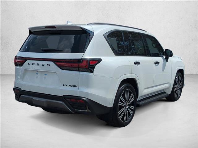 New 2025 Lexus LX 700h Luxury video 2