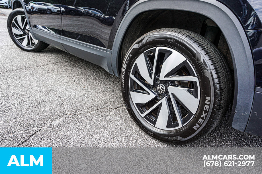 Used 2025 Volkswagen Atlas SE FWD image 15