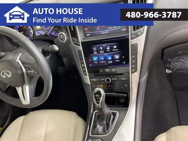 Used 2017 INFINITI Q60 3.0t w/ Premium Plus Package 3.0T RWD image 19
