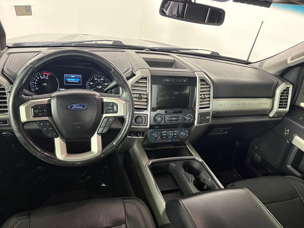 Used 2017 Ford F250 Lariat w/ Lariat Value Package AWD/4WD image 21