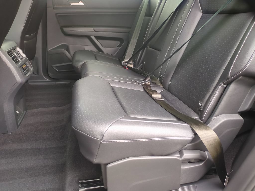 Used 2021 Volkswagen Atlas SE AWD/4WD image 14