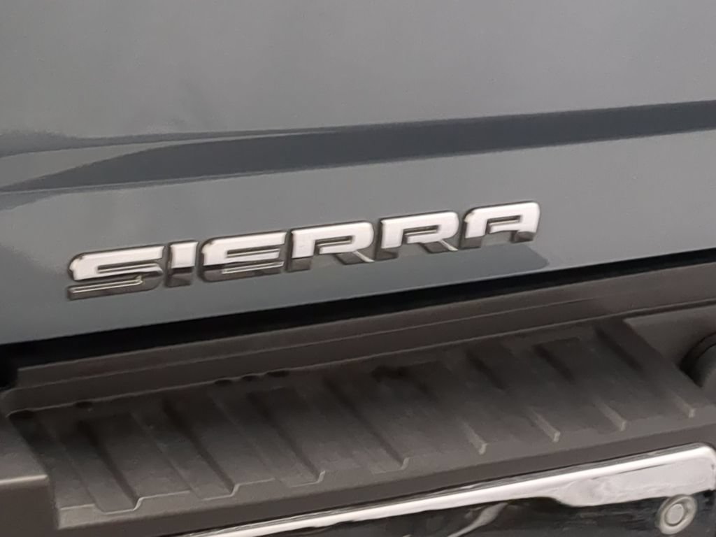 Used 2016 GMC Sierra 1500 Denali w/ Enhanced Driver Alert Package AWD/4WD image 16