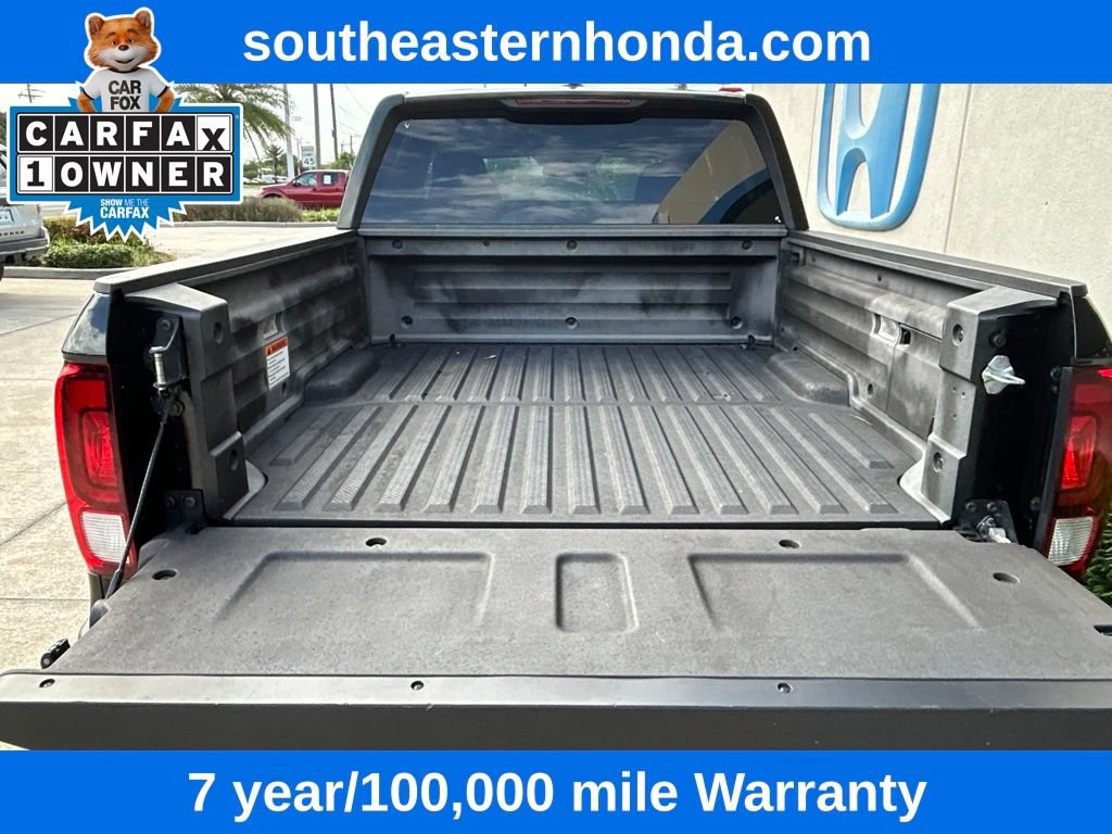 Certified 2025 Honda Ridgeline Sport image 12