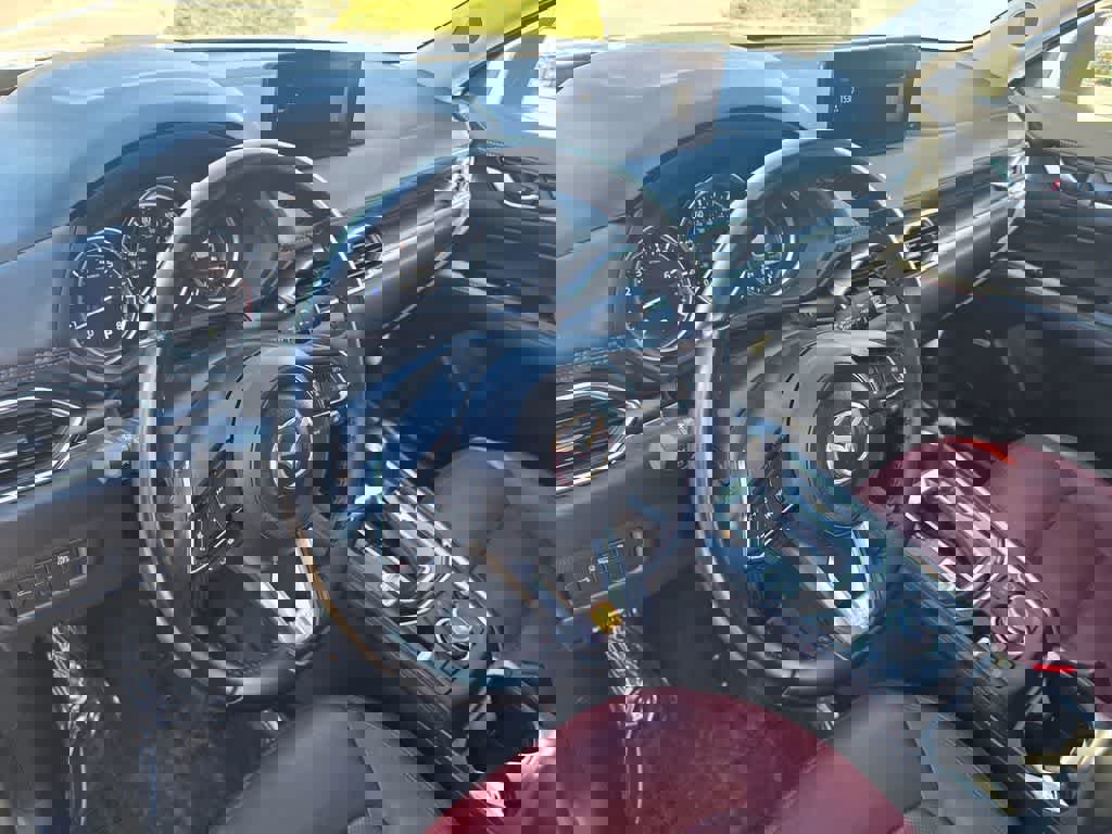 Used 2024 MAZDA CX-5 Carbon Edition image 10